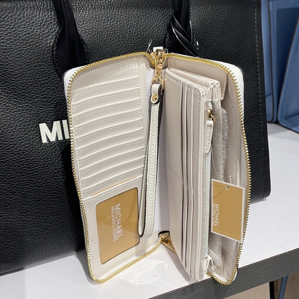 Michael Kors Jet Set Travel Large Travl CONTINENTAL NWT - Picture 14 of 16